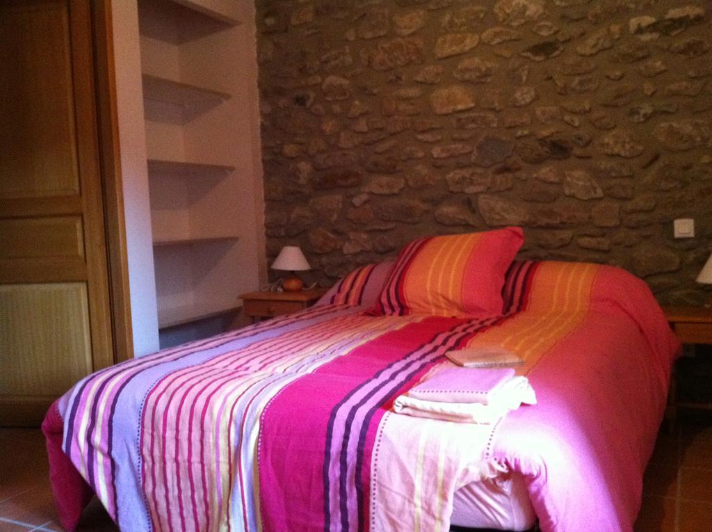 Maison De Caractere En Pierre Cal Batlle Saint-Pierre-dels-Forcats Dış mekan fotoğraf